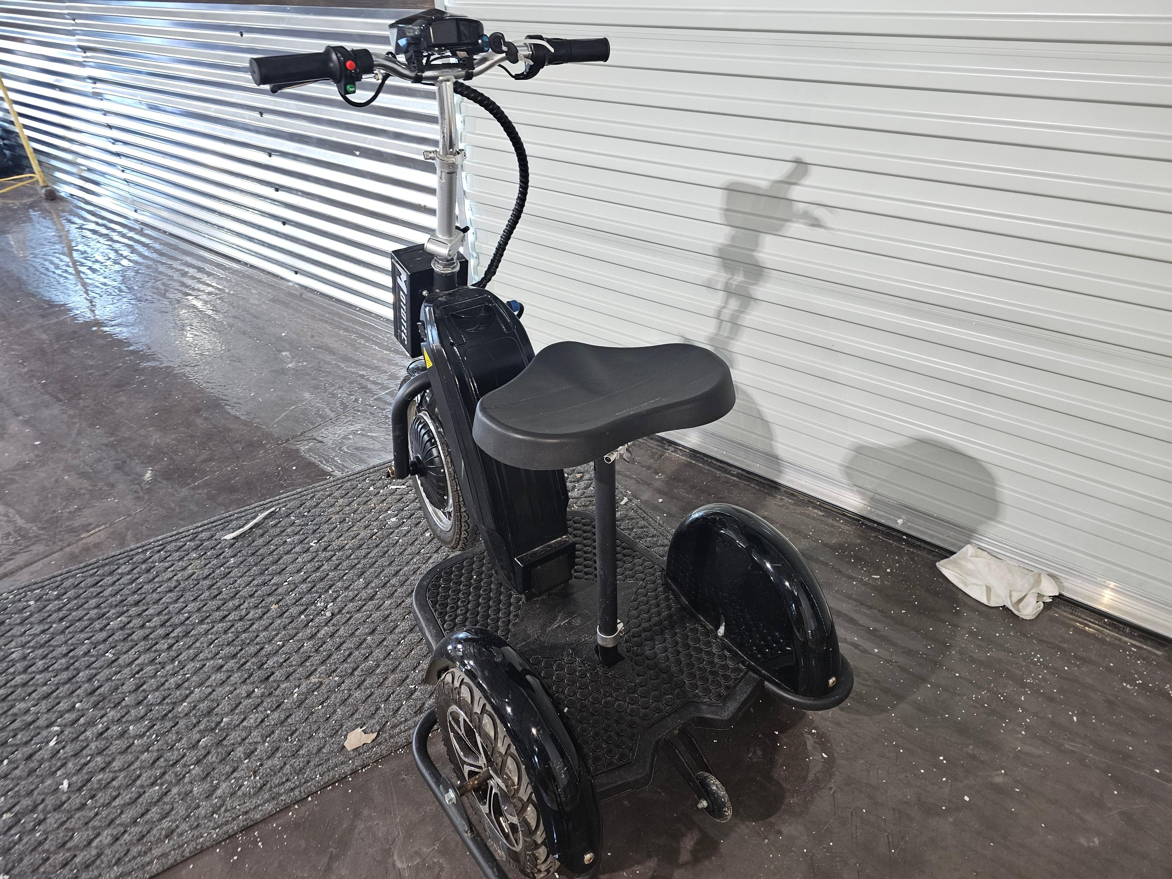 Mototec 800w best sale electric trike