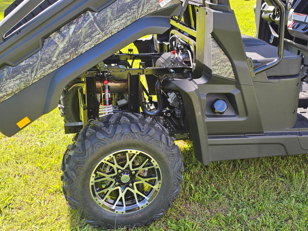 Trailmaster Panther 550 UTV: 34HP, 4WD, Heavy-Duty Suspension, EFI, Large Body, High-Low Auto Transmission